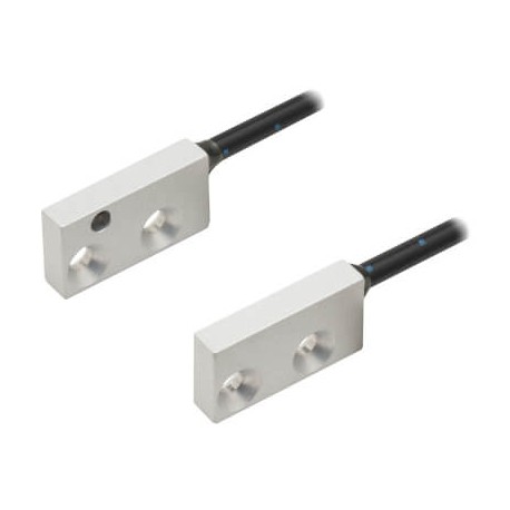 OMRON E32-T15Z 2M E32-T15Z 2M E32 1576F E32T15Z2M,1 OMRON Barrier lateral flat head 15x10x3mm